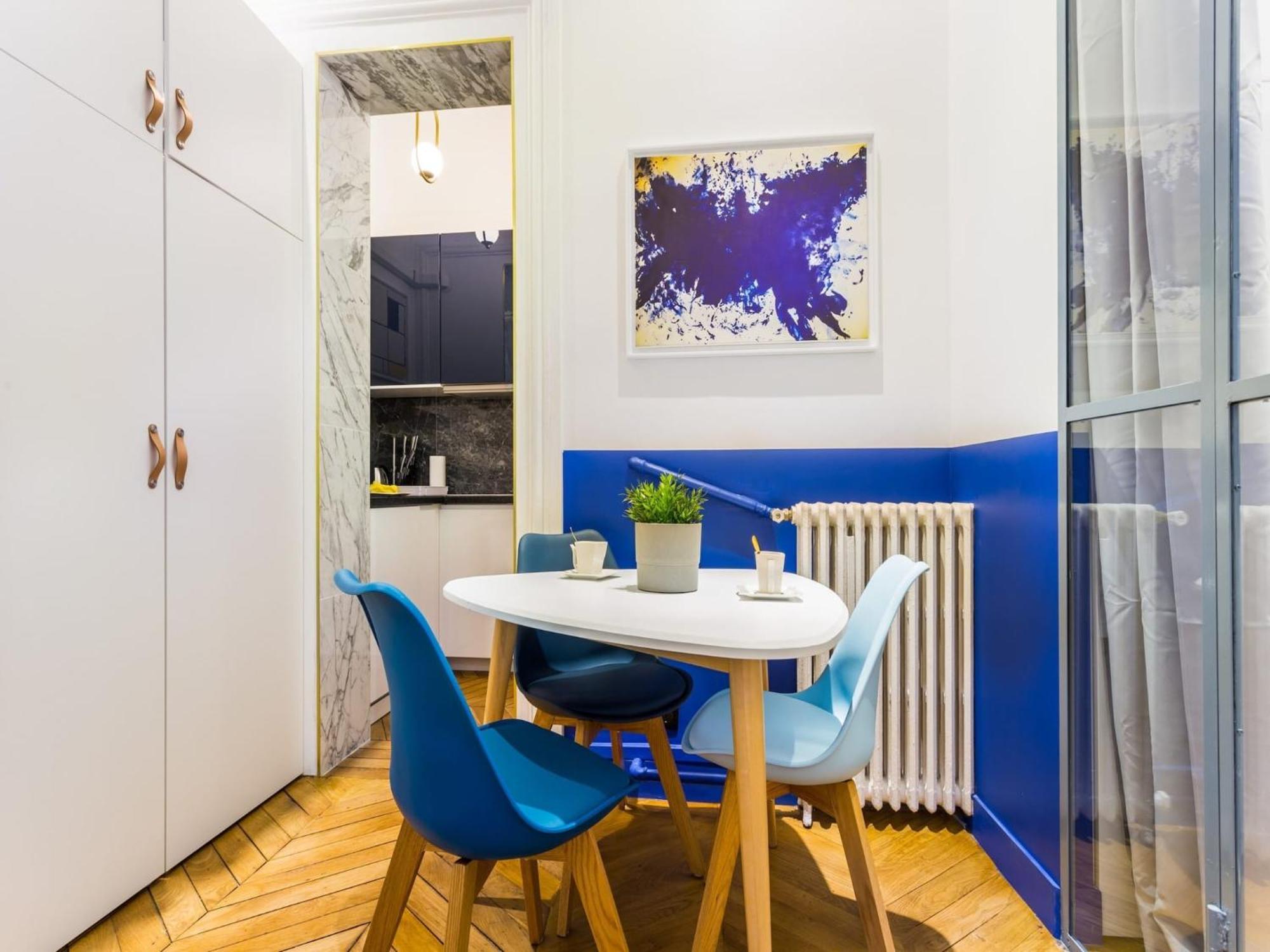 Moderne - 1br 4p - Ac - Champs-elysees Parijs