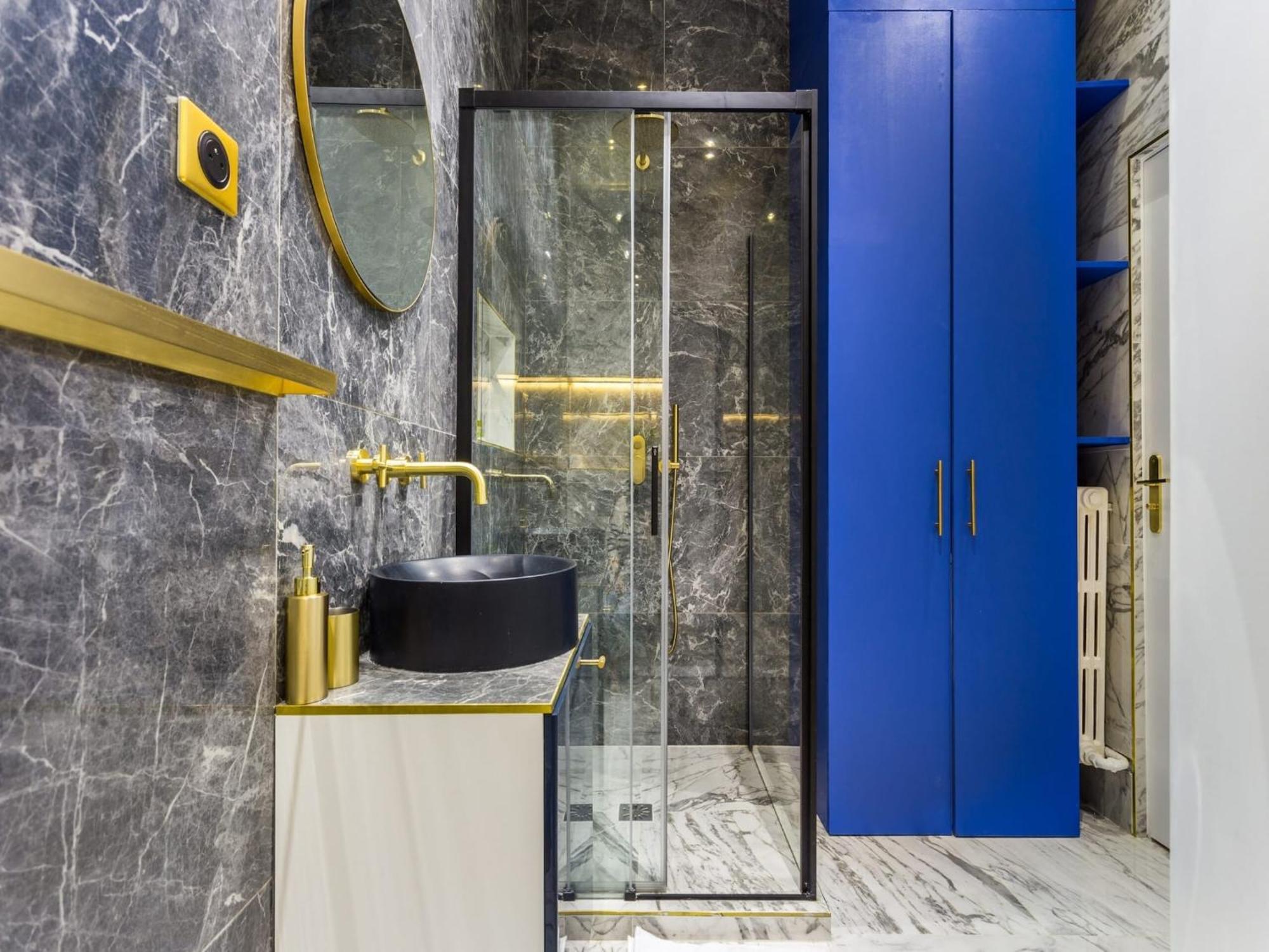 Moderne - 1br 4p - Ac - Champs-elysees Parijs