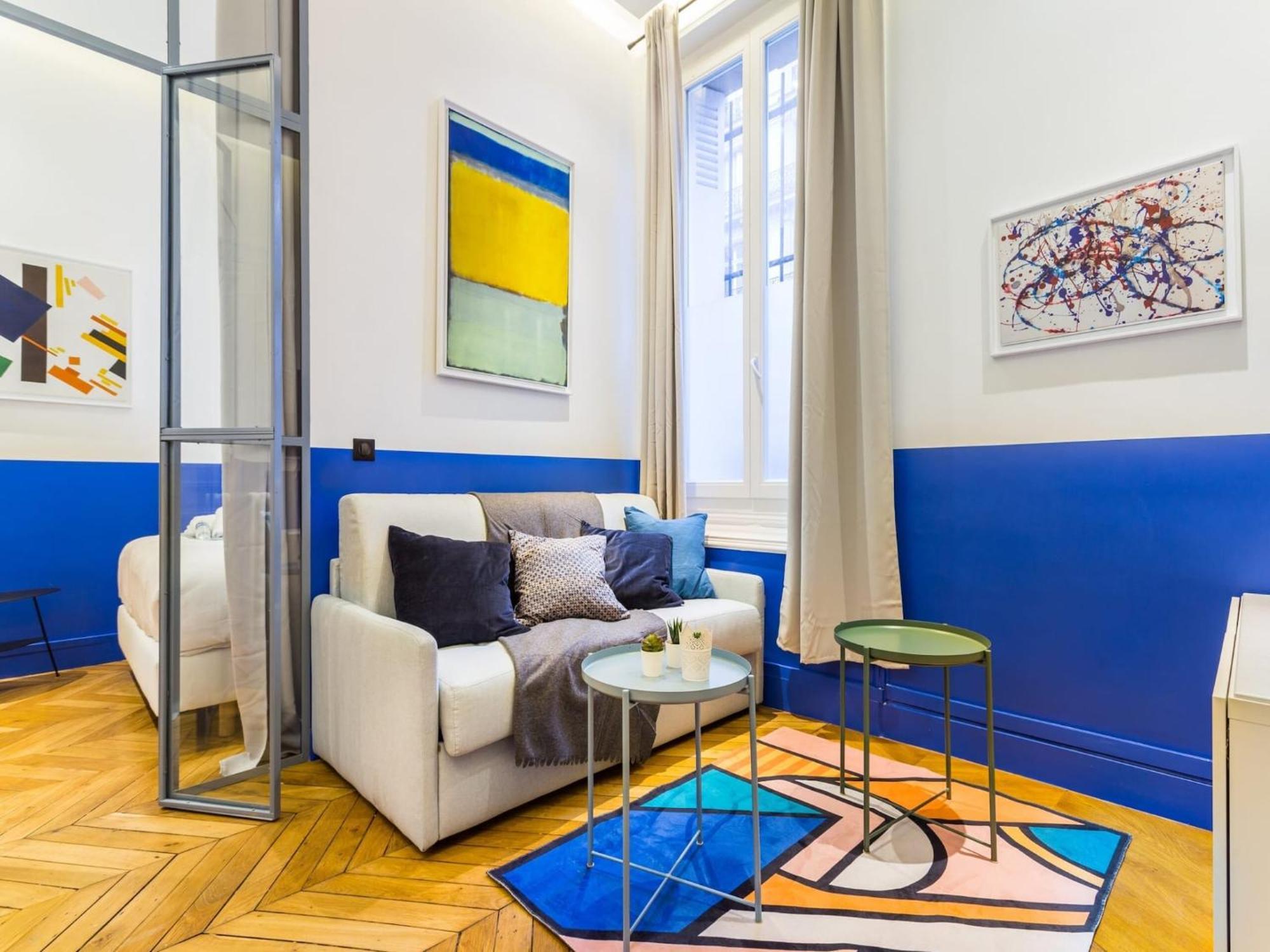 Moderne - 1br 4p - Ac - Champs-elysees *